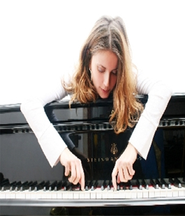 Jazz Sett: la pianista Stefania Tallini in concerto alla Casa del Popolo di Settignano