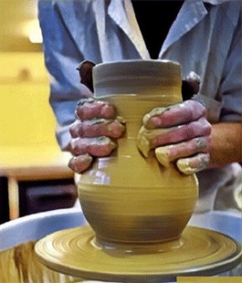 Festa del Tornio, appuntamento mensile all'Officina Laboratorio Ceramica